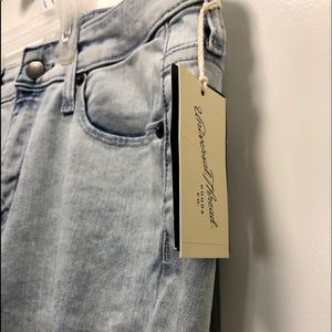Universal Thread Jeans Size 6 Short NWT